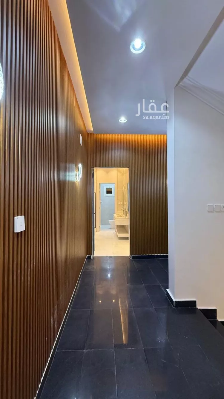 شقة للبيع في شارع أبي الحسن الحلي, حي السويس 1, مدينة جازان, منطقة جازان صورة 5