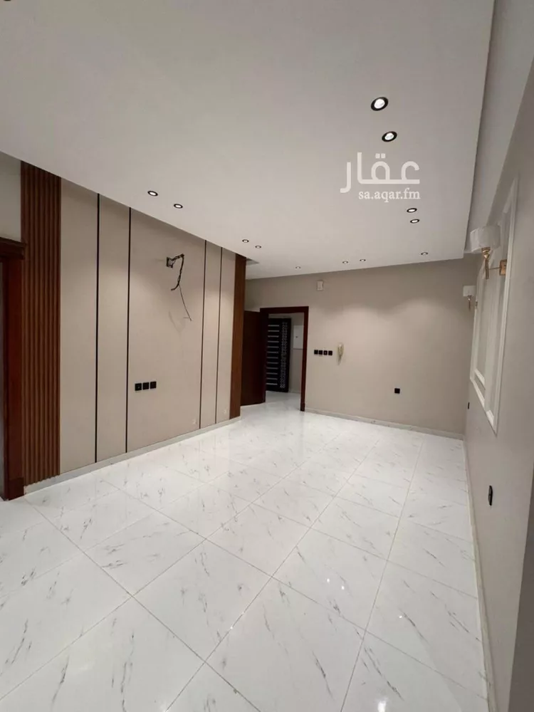 شقة للبيع في شارع شهيد الدين ثم الوطن محمد هادي ثابت حكمي, حي الشاطئ, مدينة جازان, منطقة جازان صورة 2