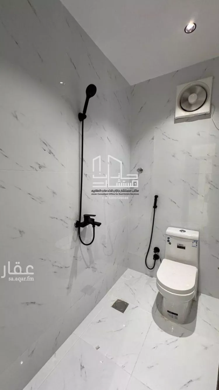شقة للبيع في شارع شارع الامير ماجد بن عبد العزيز, حي الشاطئ, مدينة جازان, منطقة جازان صورة 2