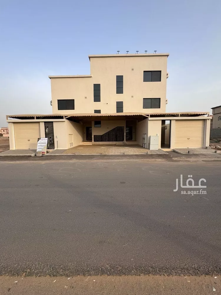 شقة للبيع في شارع البدوي 27, حي البدوي, مدينة صامطه, منطقة جازان صورة 2