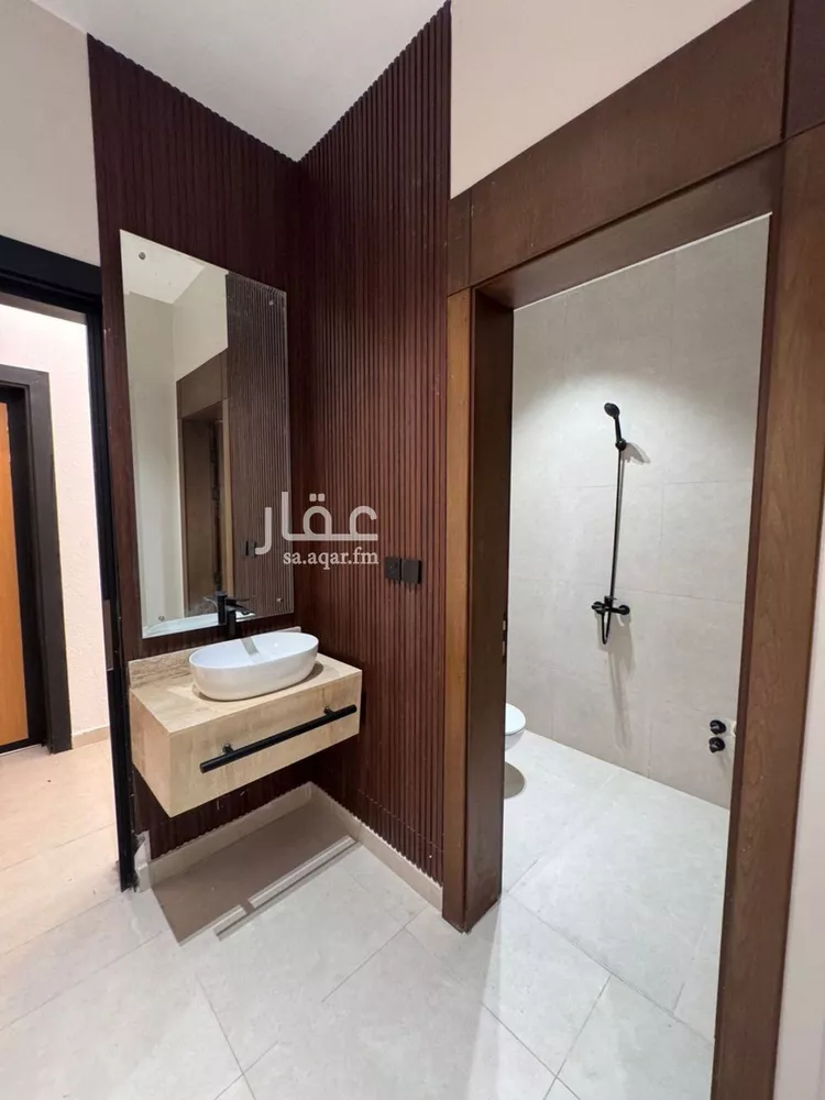 شقة للبيع في شارع شهيد الدين ثم الوطن عبدالله شيبان حسن حمدي, حي الشاطئ, مدينة جازان, منطقة جازان صورة 3