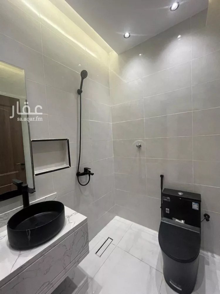 شقة للبيع في شارع  11 ج, حي الصفاء, مدينة جازان, منطقة جازان صورة 3