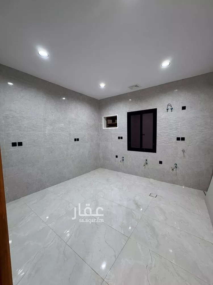 شقة للبيع في شارع عبدالواحد ابن الكاتب, حي السويس 1, مدينة جازان, منطقة جازان صورة 5