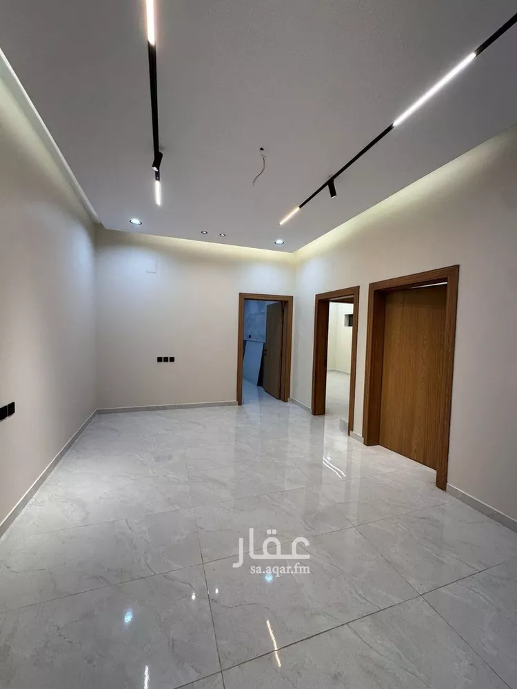 شقة للبيع في شارع عبدالواحد ابن الكاتب, حي السويس 1, مدينة جازان, منطقة جازان صورة 4