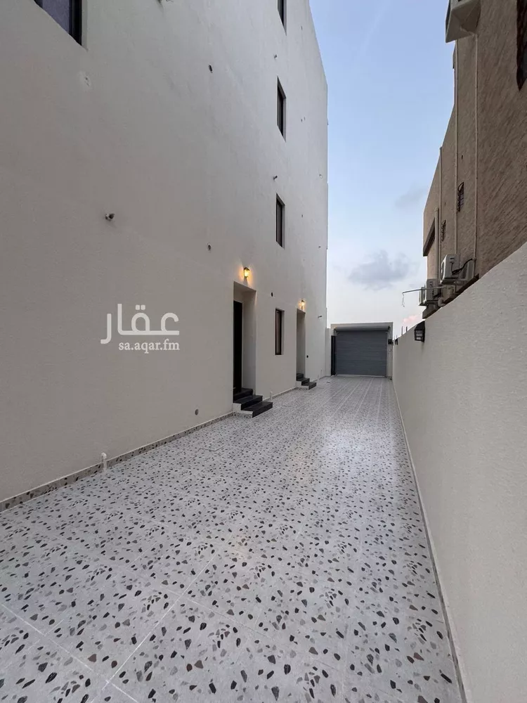 شقة للبيع في شارع اسامة بن حارثة الكلبي, حي الصفاء, مدينة جازان, منطقة جازان صورة 4