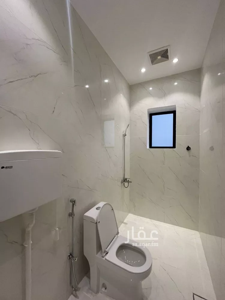 شقة للبيع في شارع شارع 41 ب, حي المطار, مدينة جازان, منطقة جازان صورة 4