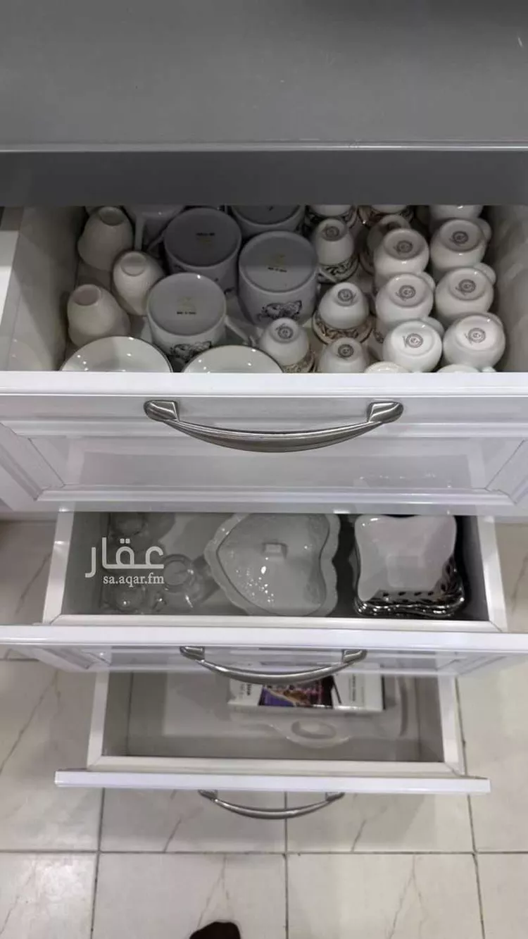 شقة للإيجار في حي الحمراء, مدينة الخبر, المنطقة الشرقية 8
