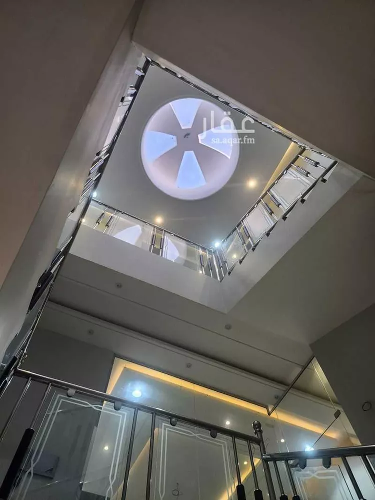 فيلا للإيجار في شارع الأصبهاني, حي المهدية, مدينة الرياض, منطقة الرياض صورة 2