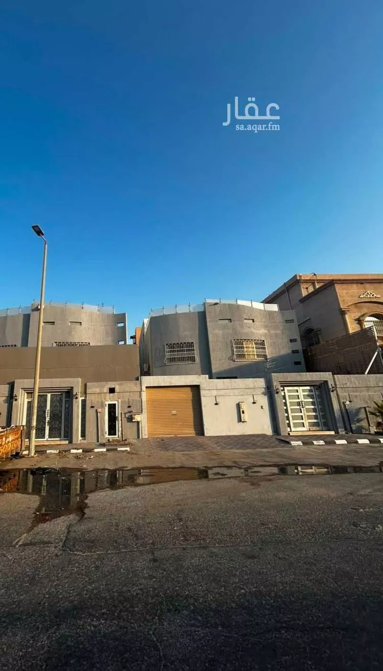 فيلا للبيع في شارع عيون الجواء, حي الفيصلية, مدينة الدمام, المنطقة الشرقية
