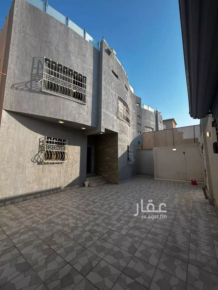 فيلا للبيع في شارع عيون الجواء, حي الفيصلية, مدينة الدمام, المنطقة الشرقية