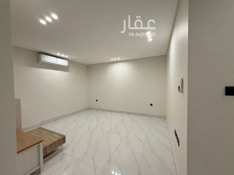 فيلا للإيجار في شارع عبدالملك بن أبي عامر, حي عرقة, مدينة الرياض, منطقة الرياض صورة 5