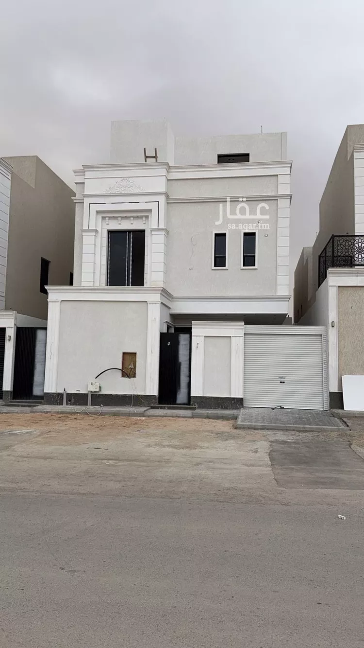 فيلا للبيع في شارع ممر 117, حي المعيزيلة, مدينة الرياض, منطقة الرياض