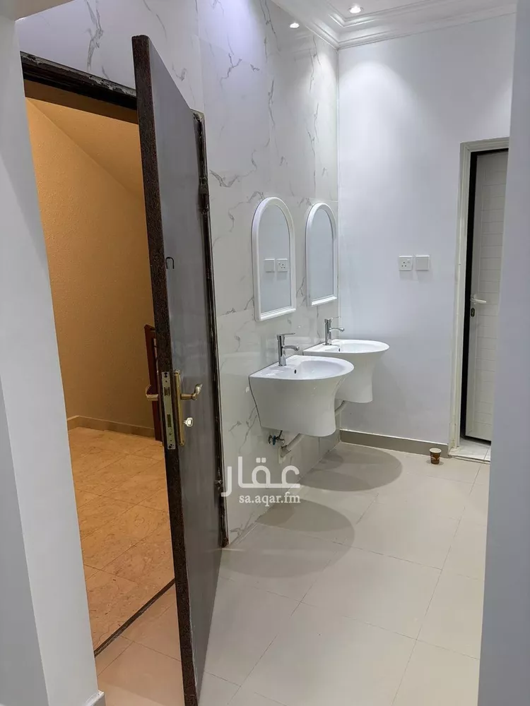 شقة للإيجار في شارع ابن قدامة, حي عرقة, مدينة الرياض, منطقة الرياض صورة 4