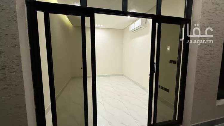 فيلا للإيجار في شارع عبدالملك بن أبي عامر, حي عرقة, مدينة الرياض, منطقة الرياض صورة 2