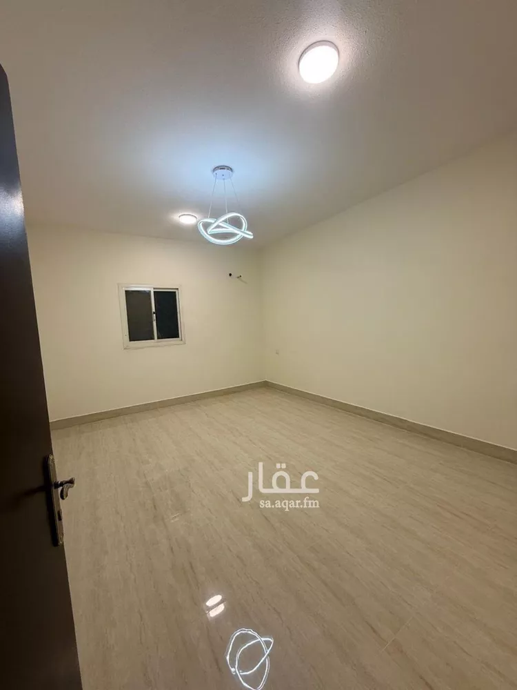 شقة للإيجار في شارع احمد البري, حي عرقة, مدينة الرياض, منطقة الرياض 7