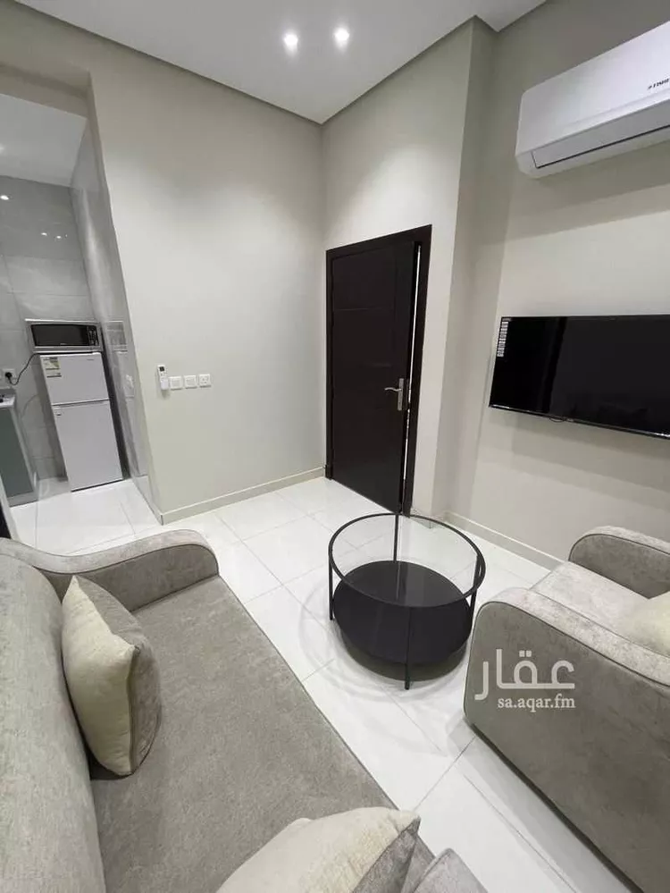 عمارة للإيجار في شارع السابع عشر, حي الثقبة, مدينة الخبر, المنطقة الشرقية صورة 2