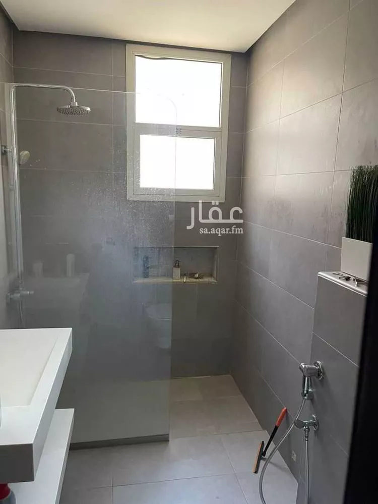 فيلا للبيع في شارع الغمام, حي الخالدية الشمالية, مدينة الدمام, المنطقة الشرقية صورة 4