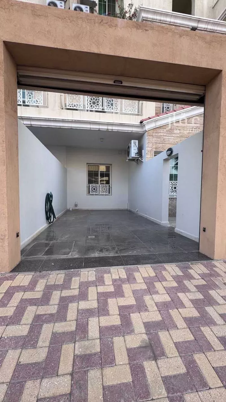 فيلا للإيجار في شارع الوادى, حي القصور, مدينة الظهران, المنطقة الشرقية صورة 2