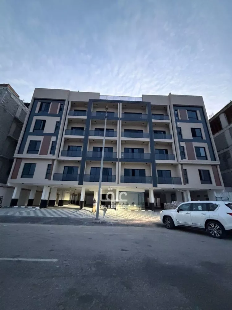 شقة للبيع في شارع الكورنيش, حي السيف, مدينة الدمام, المنطقة الشرقية