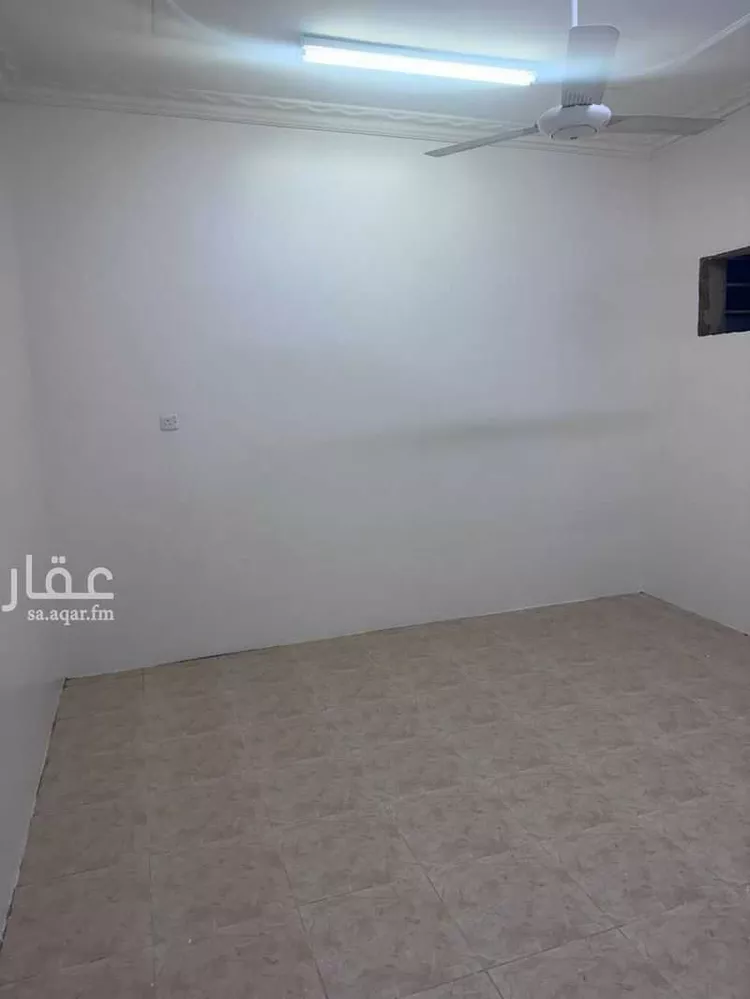 شقة للإيجار في شارع المتوكل بالله ، حي الهضيبة ، تبوك ، منطقة تبوك صورة 2