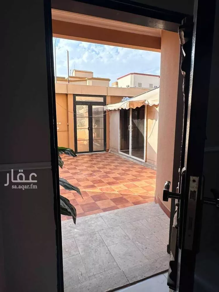 فيلا للإيجار في شارع علي الأبياري, حي السعادة, مدينة الرياض, منطقة الرياض 8