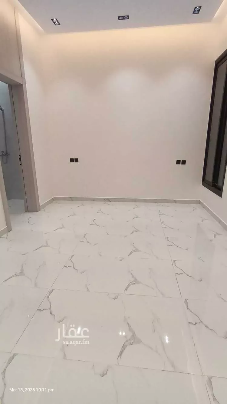 دور للبيع في شارع الرواجي, حي السعادة, مدينة الرياض, منطقة الرياض صورة 3