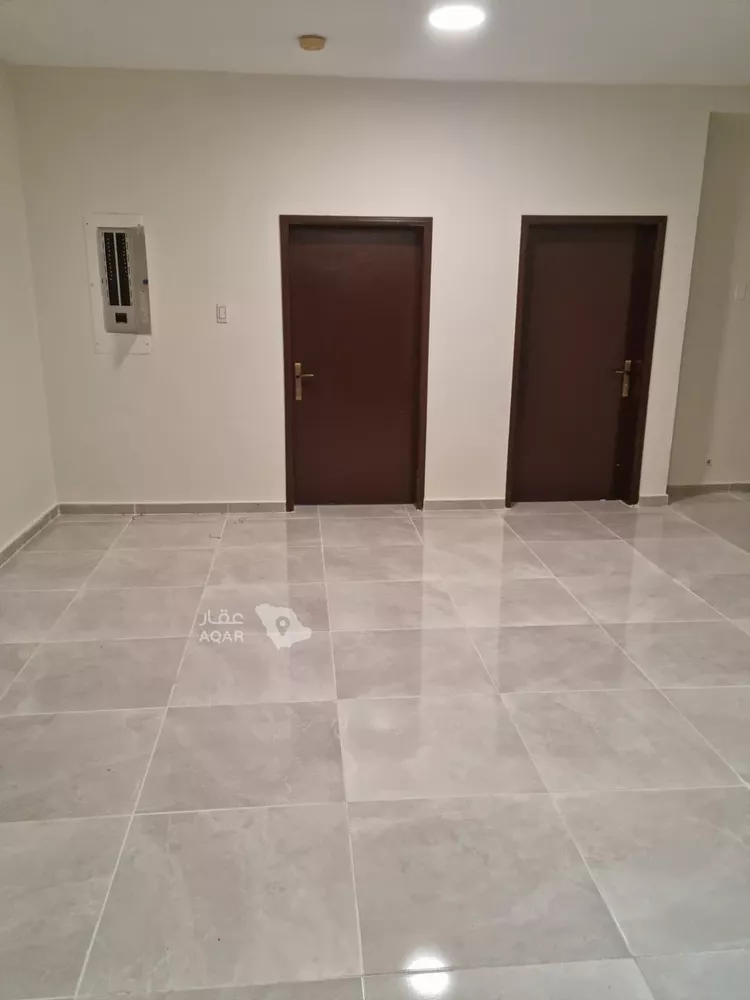 شقة للإيجار في شارع طـريـق البتــراء, حي الفاروق الشمالي, مدينة مدينه الجبيل الصناعيه, المنطقة الشرقية 8