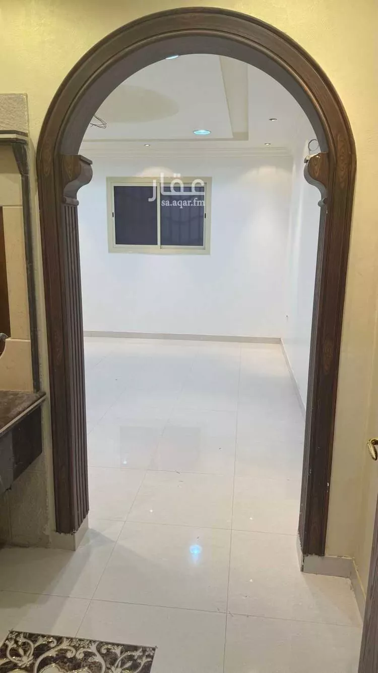 دور للإيجار في شارع الفرعية, حي عرقة, مدينة الرياض, منطقة الرياض صورة 2