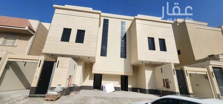 دور للبيع في شارع حسين سرحان, حي العوالي, مدينة الرياض, منطقة الرياض