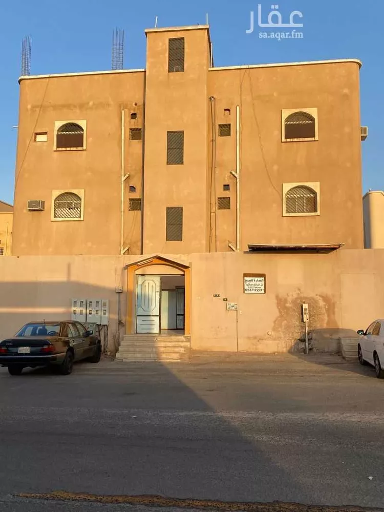 عمارة للبيع في شارع اليمامة ، حي حصيدة ، القريات ، القريات صورة 3
