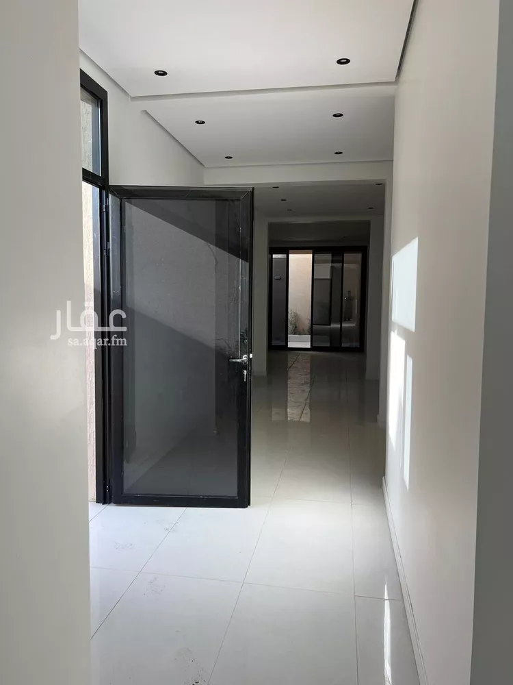 دور للبيع في شارع محمد بن شعيل, حي العارض, مدينة الرياض, منطقة الرياض صورة 5