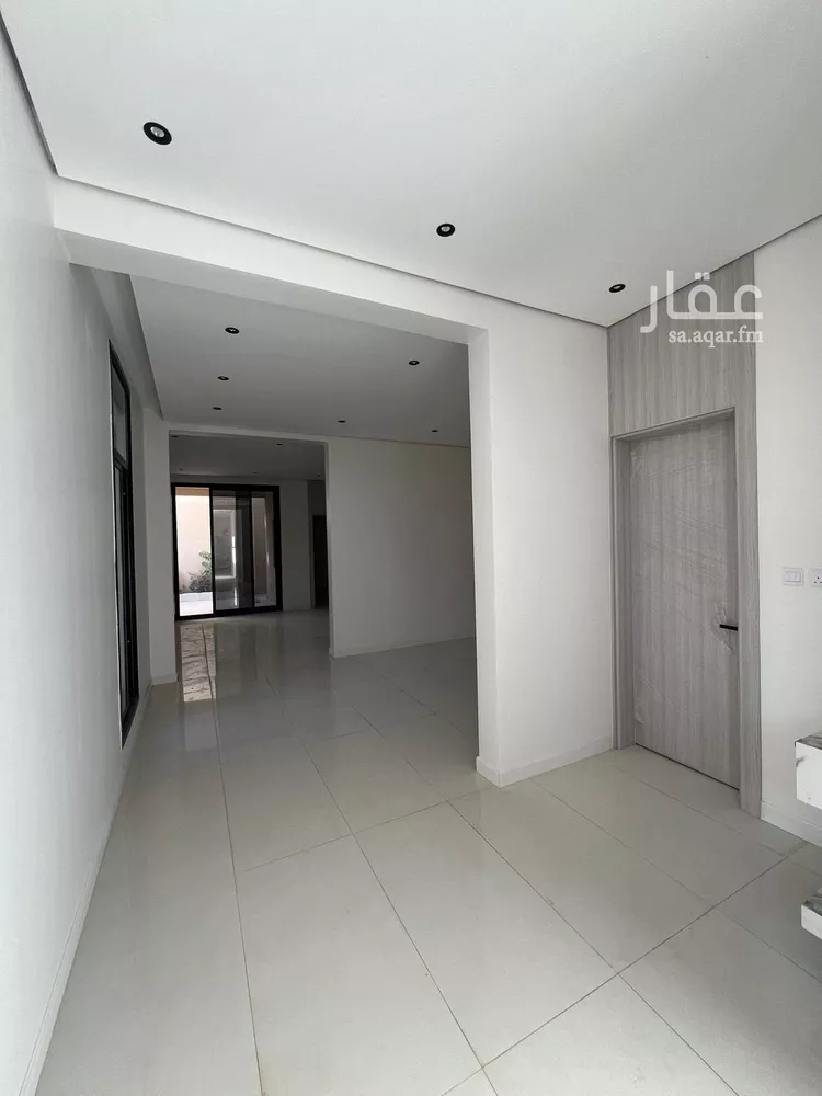 دور للبيع في شارع محمد بن شعيل, حي العارض, مدينة الرياض, منطقة الرياض صورة 3
