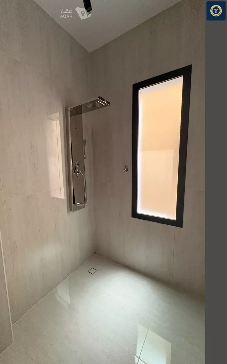 شقة للبيع في شارع القرينية 38, حي القرينية, مدينة جدة, منطقة مكة المكرمة 6
