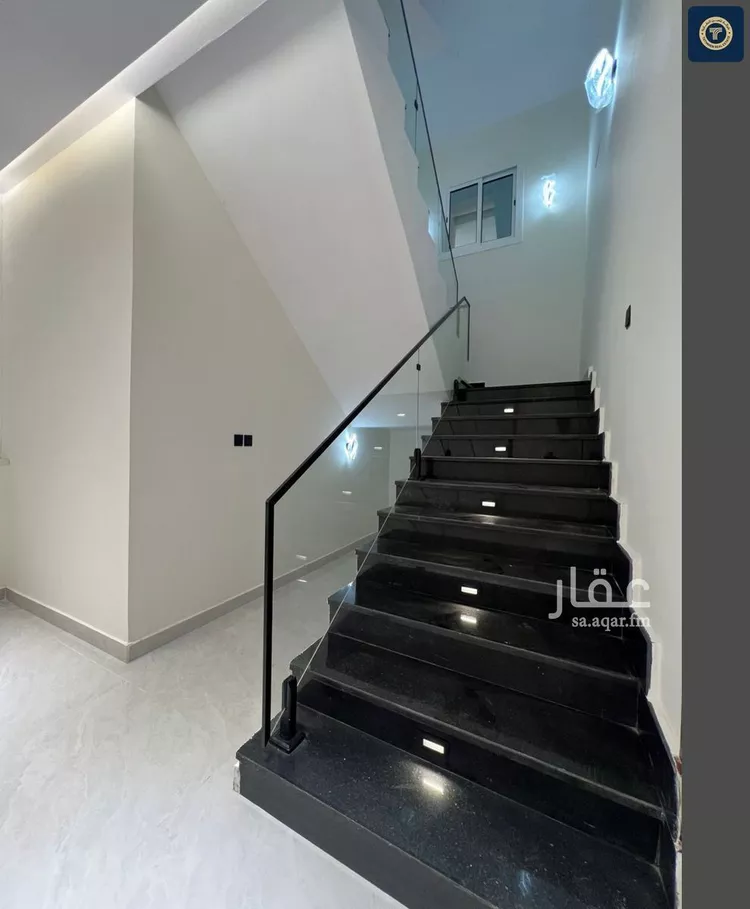 فيلا للبيع في شارع الحسن الطوسي, حي اللؤلؤ, مدينة جدة, منطقة مكة المكرمة صورة 2