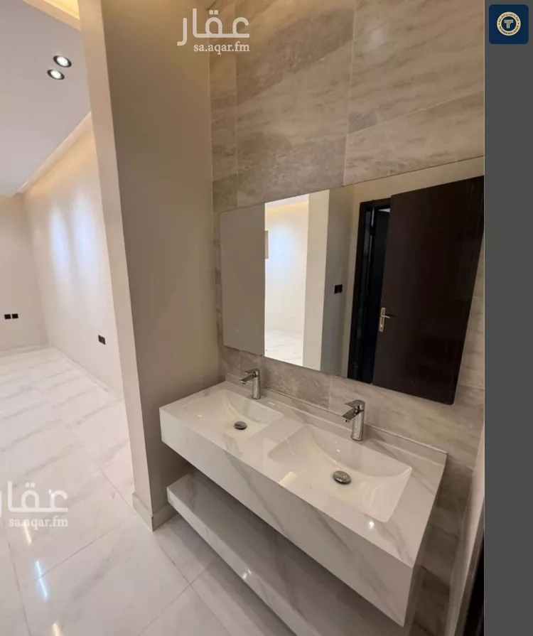 فيلا للبيع في شارع شهاب الدين الغزي, حي القرينية, مدينة جدة, منطقة مكة المكرمة صورة 3