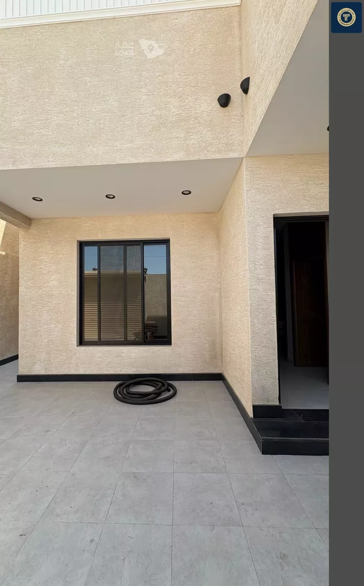 Villa for Sale in Jeddah Al Qryniah
