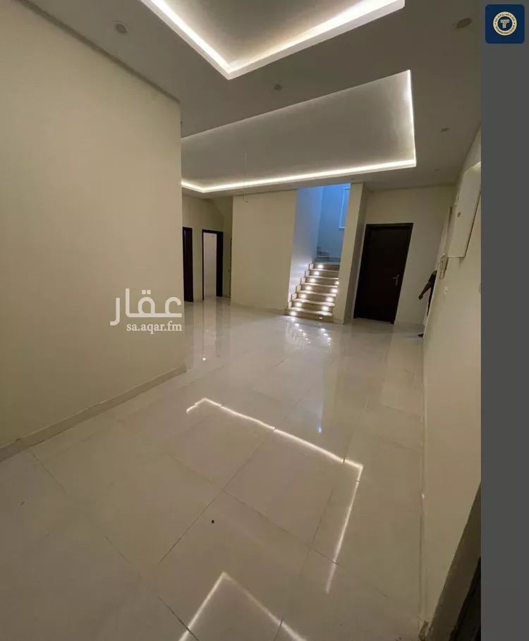 فيلا للبيع في شارع محمد بن ابي خلف, حي القرينية, مدينة جدة, منطقة مكة المكرمة صورة 4