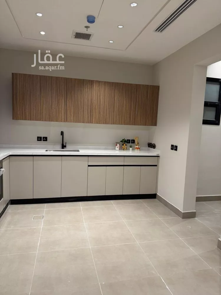 شقة للإيجار في شارع عبدالله بن سليمان الحمدان, حي العليا, مدينة الرياض, منطقة الرياض صورة 4