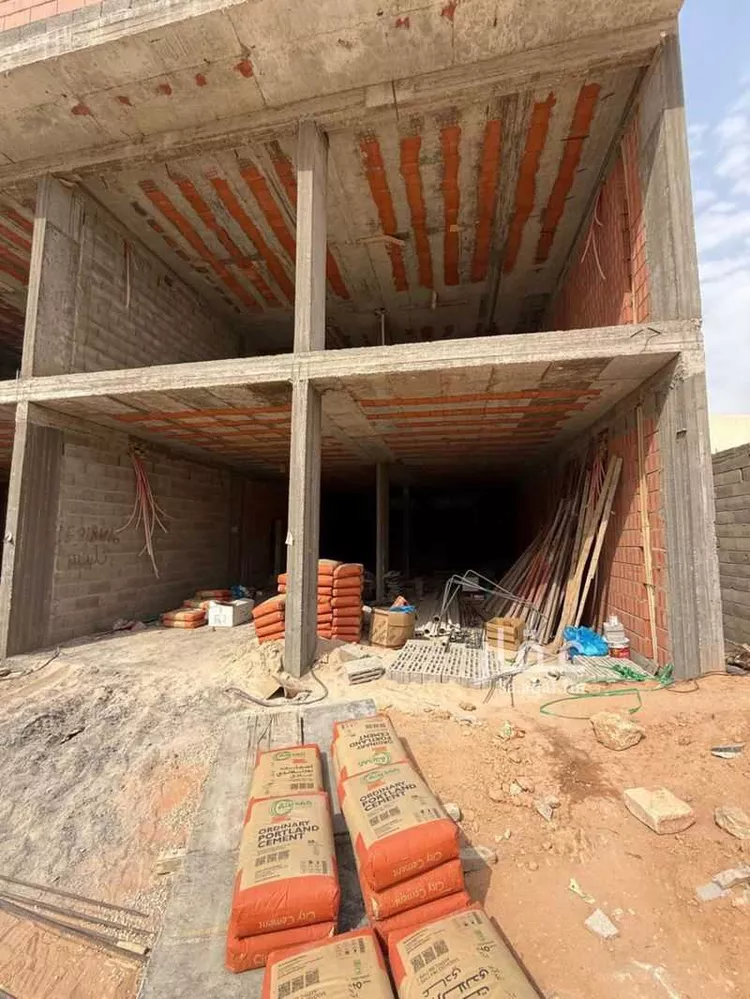 عمارة للبيع في شارع الامير سلطان بن عبدالعزيز, حي طويق, مدينة المزاحمية, منطقة الرياض صورة 2