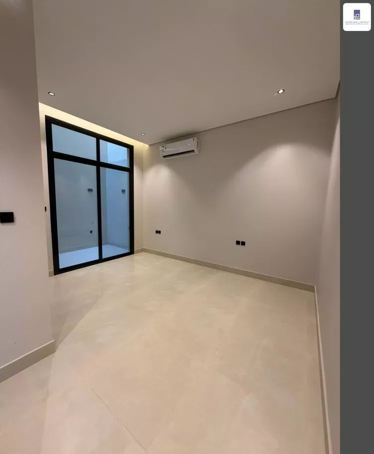 دور للبيع في شارع الوتر, حي الملز, مدينة الرياض, منطقة الرياض 9