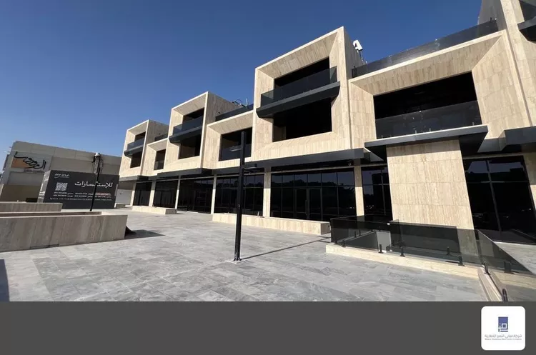 مجمع للبيع في شارع خالد بن الوليد, حي غرناطة, مدينة الرياض, منطقة الرياض صورة 4