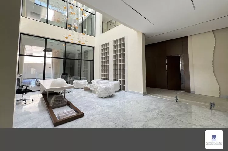 مجمع للبيع في شارع طريق الملك عبدالعزيز, حي المرسلات, مدينة الرياض, منطقة الرياض 6