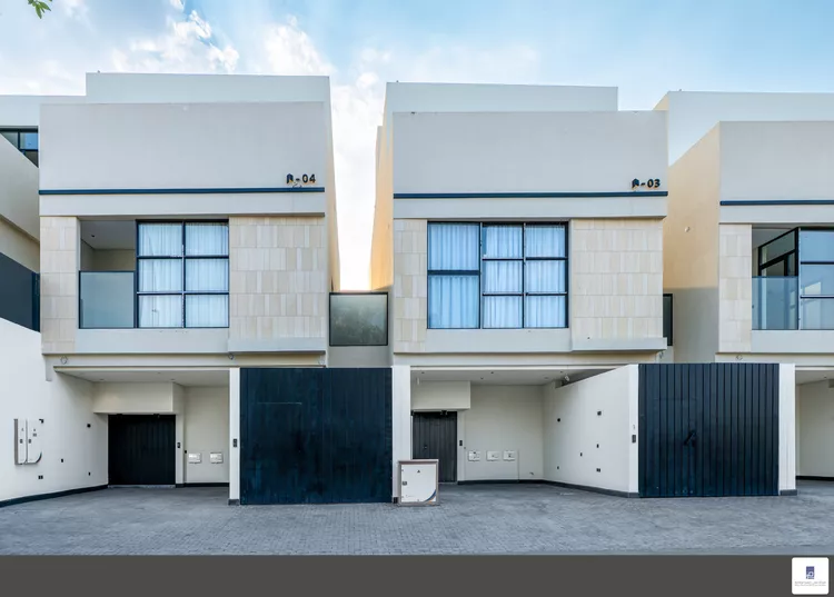 Floor for Sale in Riyadh Al Malaz 2