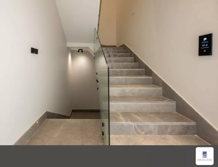 Floor for Sale in Riyadh Al Arid صورة 3