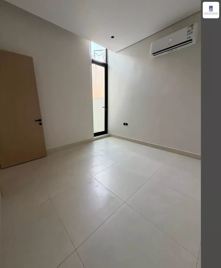 دور للبيع في شارع يحيى الثعلبي, حي الملز, مدينة الرياض, منطقة الرياض صورة 4
