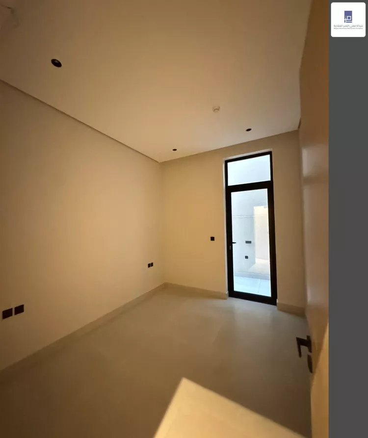 Floor for Sale in Riyadh Al Badi'ah 5
