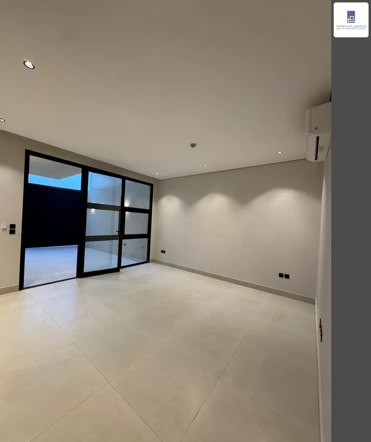 Floor for Sale in Riyadh Al Badi'ah 6