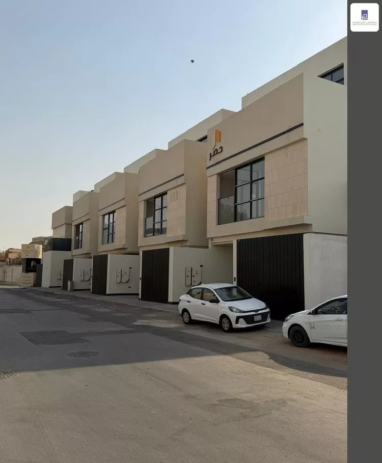 دور للبيع في شارع الوتر, حي الملز, مدينة الرياض, منطقة الرياض صورة 2