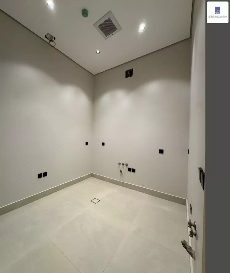 شقة للبيع في شارع عبدالعزيز العباسي, حي البديعة, مدينة الرياض, منطقة الرياض 3