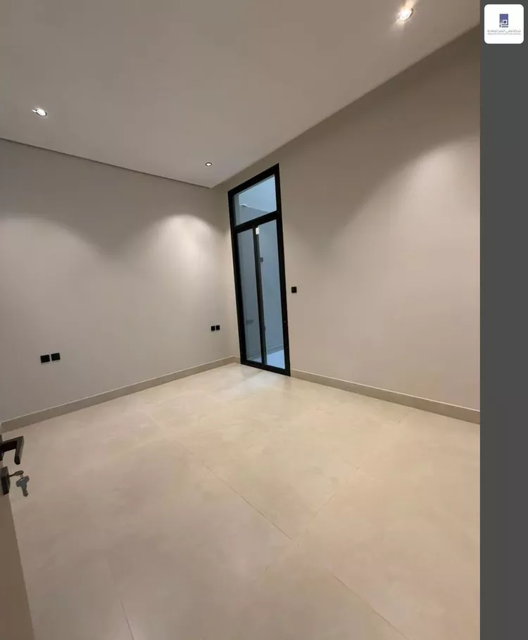 دور للبيع في شارع الوتر, حي الملز, مدينة الرياض, منطقة الرياض 7
